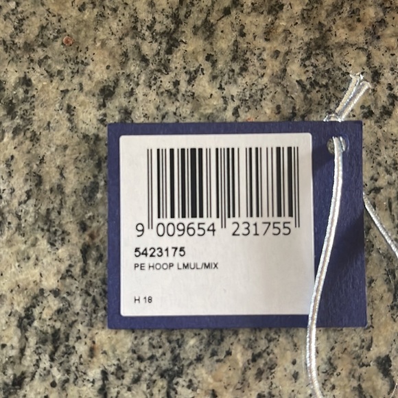 Brand New Swarovski earrings, all original packaging and gift bag! - Picture 6 of 7